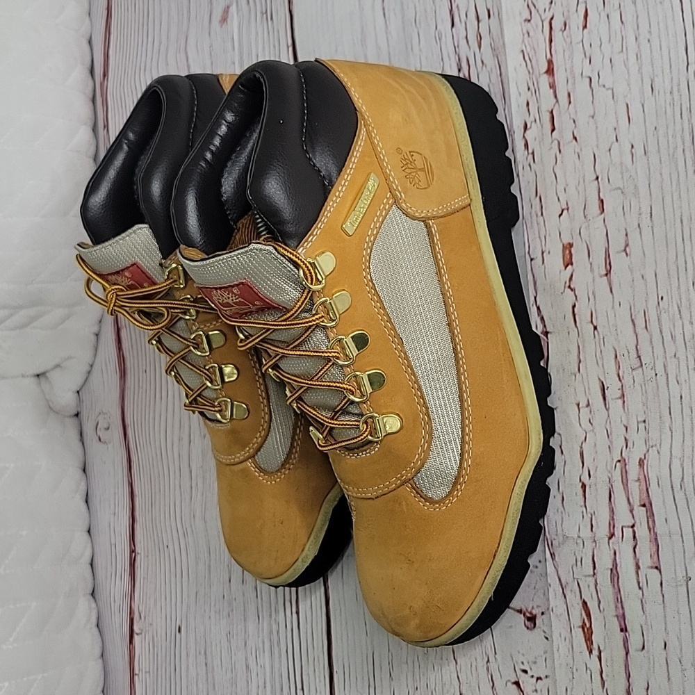 TIMBERLAND Field Tan Ankle Boots Size 8.5